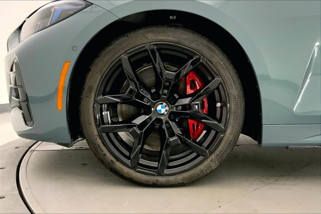 Certified 2026 BMW 440i xDrive Coupe w/ Premium Package AWD/4WD image 8