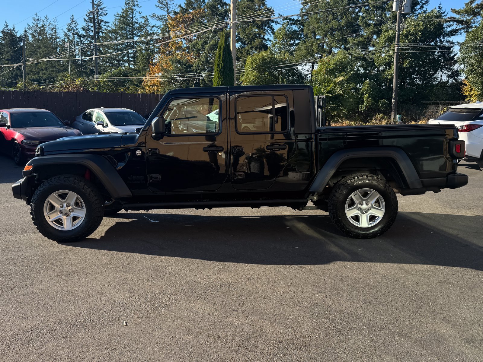 Used 2020 Jeep Gladiator Sport w/ Quick Order Package 24S AWD/4WD image 4