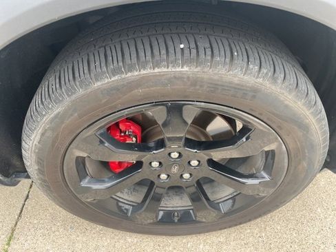 Used 2024 Ford Explorer ST w/ Technology Package image 18