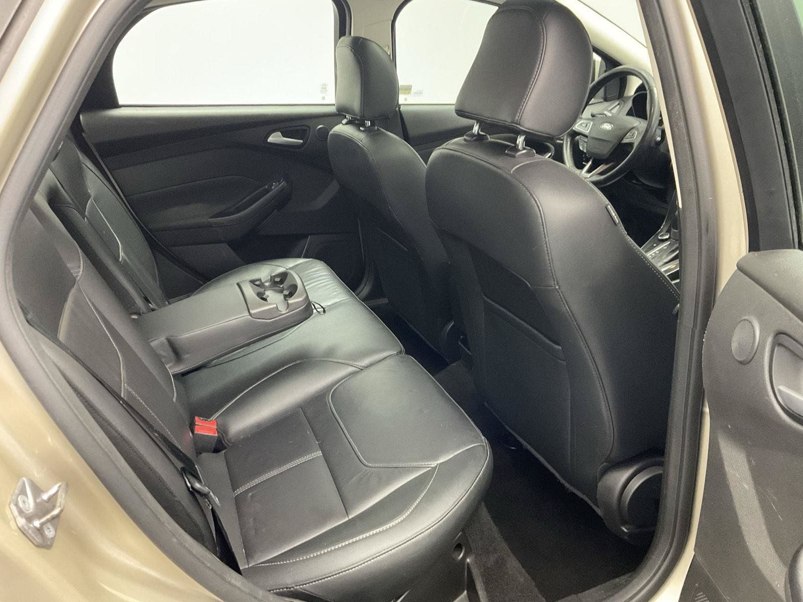 Used 2017 Ford Focus Titanium FWD image 25