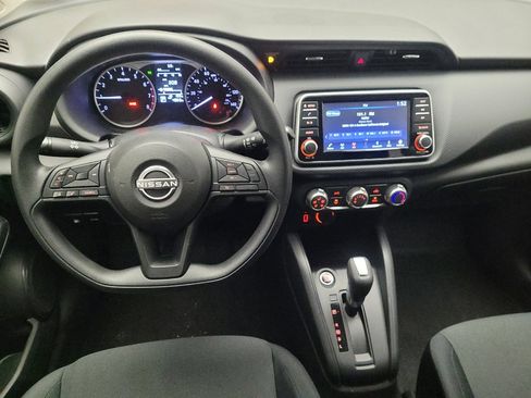 Used 2024 Nissan Kicks S image 22