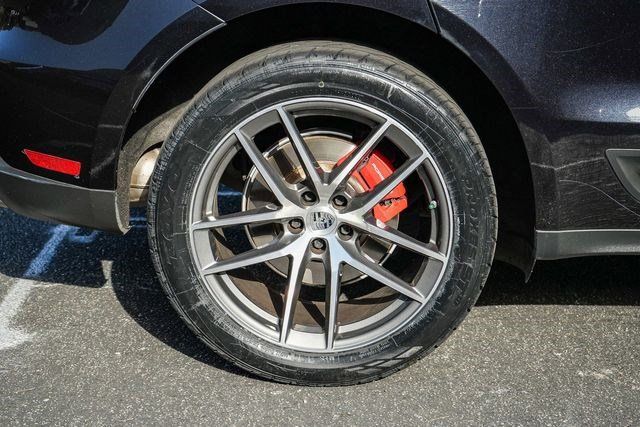 Used 2022 Porsche Macan S AWD/4WD image 12