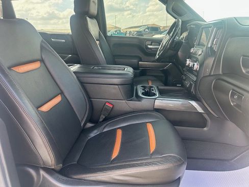 Used 2021 GMC Sierra 1500 AT4 w/ AT4 Preferred Package image 12