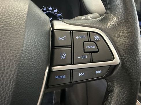 Used 2023 Toyota Sienna XLE w/ XLE Plus Package image 24