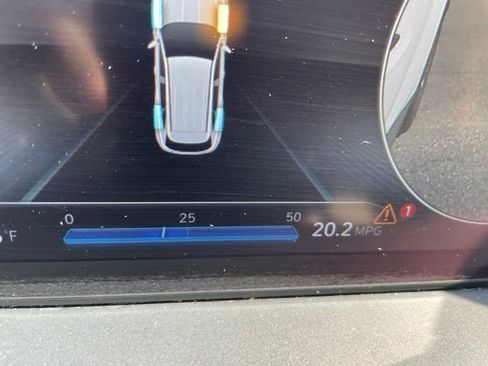 Used 2022 Hyundai Tucson Limited AWD/4WD image 9