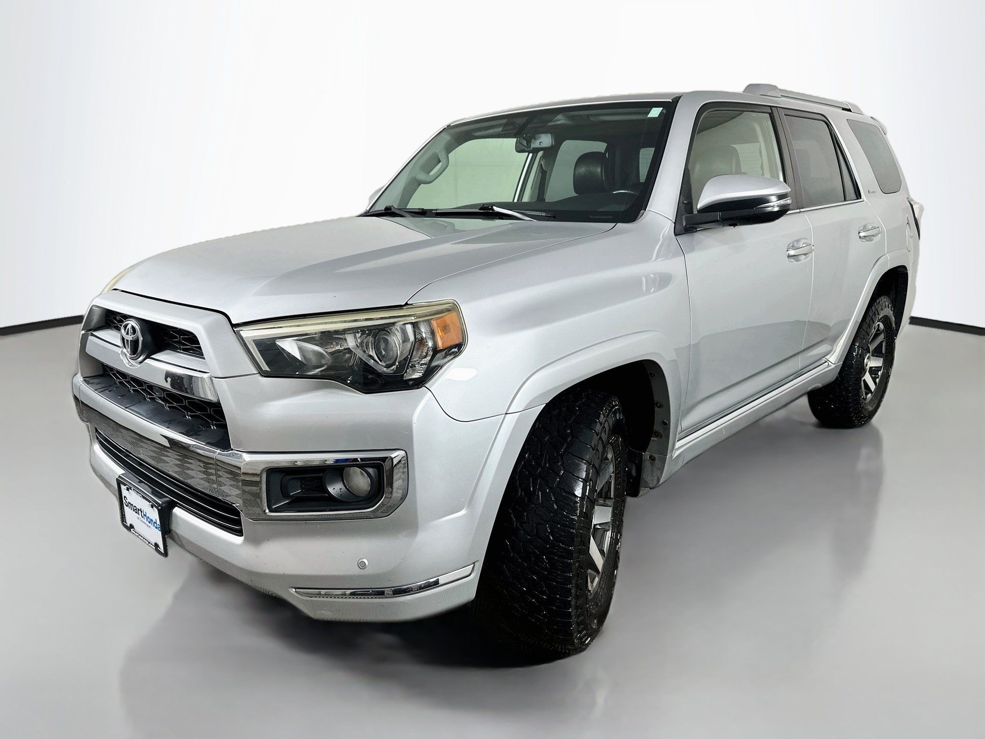 Used 2014 Toyota 4Runner Limited AWD/4WD image 3