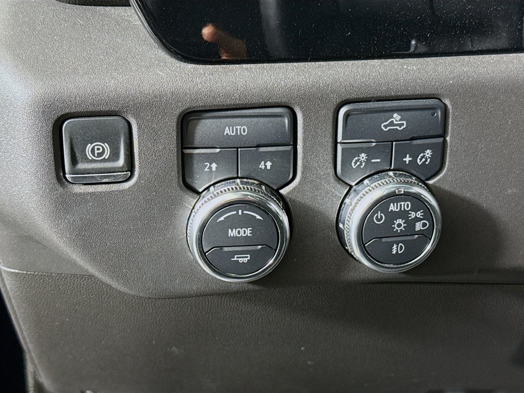 Used 2024 GMC Sierra 1500 Elevation AWD/4WD image 10