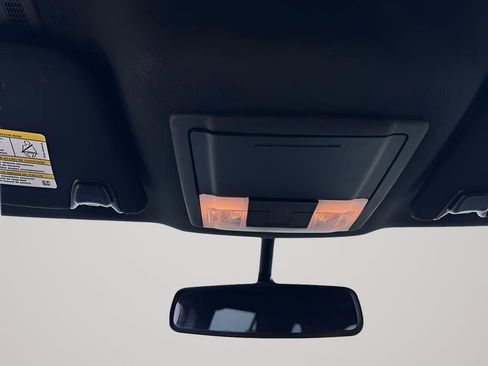 Used 2017 Ford Explorer XLT w/ Equipment Group 202A image 35