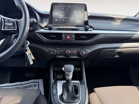 Used 2023 Kia Forte LXS FWD image 11
