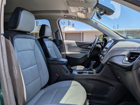 Used 2018 Chevrolet Equinox Premier FWD image 29