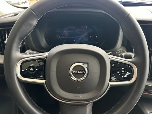 Certified 2025 Volvo XC60 B5 Plus AWD/4WD image 23