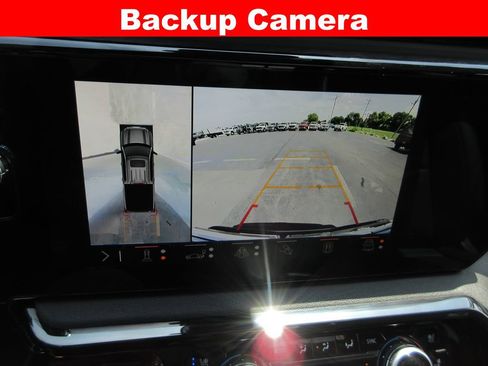 Certified 2024 GMC Sierra 1500 AT4 w/ Technology Package AWD/4WD image 18