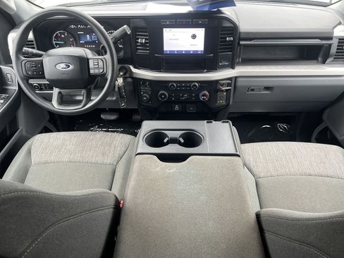Used 2024 Ford F250 XLT image 5
