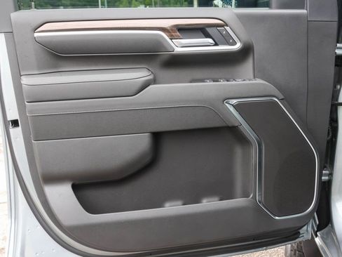 New 2026 Chevrolet Silverado 2500 LT w/ Trail Boss Package AWD/4WD image 8