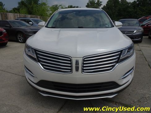 Used 2017 Lincoln MKC Premiere AWD/4WD image 2