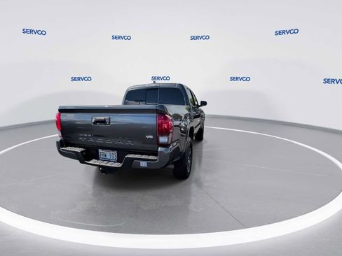 Used 2018 Toyota Tacoma TRD Sport RWD image 7