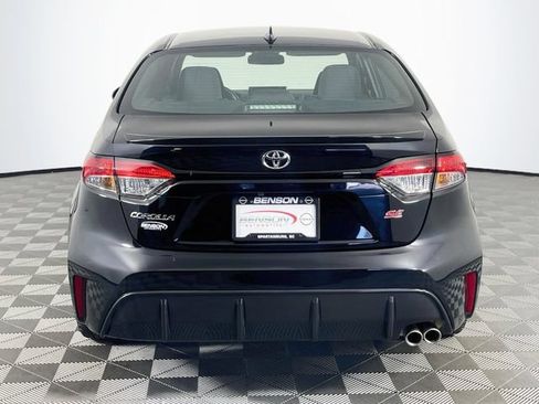 Used 2024 Toyota Corolla SE w/ SE Premium Package FWD image 7