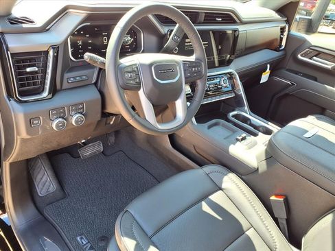 New 2026 GMC Sierra 2500 Denali w/ Denali Reserve Package image 13