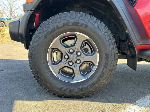 Used 2020 Jeep Gladiator Sport w/ Quick Order Package 24S image 15