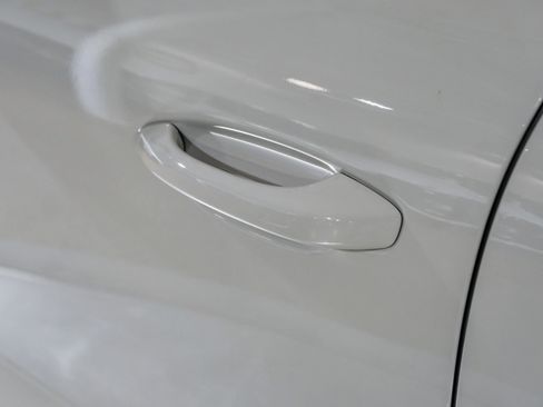 Used 2024 Porsche Cayenne Coupe AWD/4WD image 43