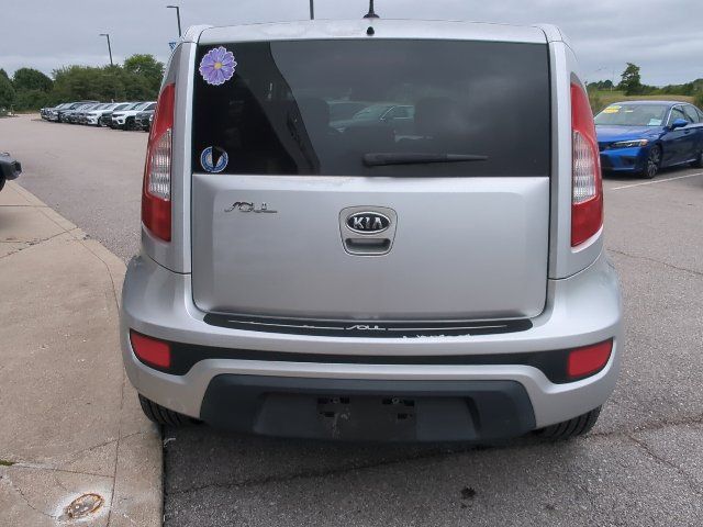 Used 2012 Kia Soul + FWD image 26