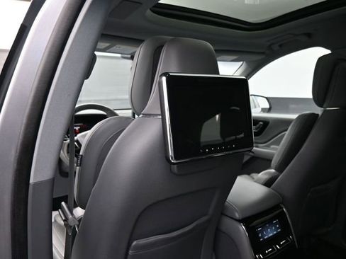 Used 2021 Lincoln Aviator Reserve w/ Equipment Group 202A image 12