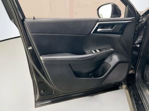 Used 2022 Mitsubishi Outlander SE image 15