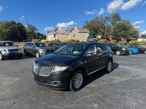 Used 2013 Lincoln MKX FWD image 7