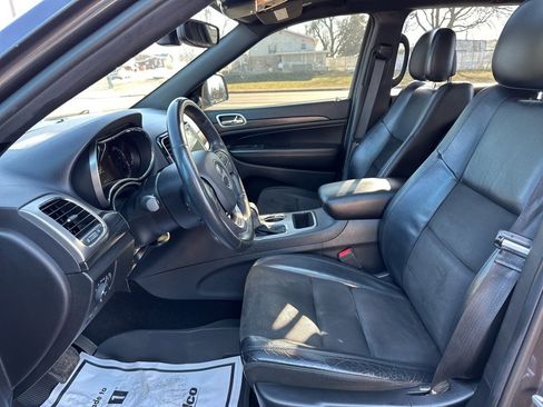 Used 2019 Jeep Grand Cherokee Altitude image 19