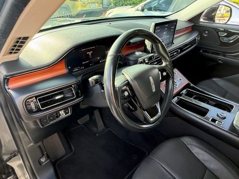 Used 2022 Lincoln Aviator Reserve RWD image 10