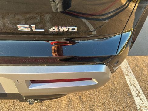 Certified 2025 Nissan Pathfinder SL w/ SL Premium Package image 7