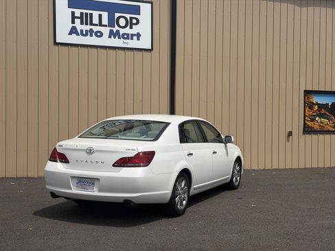 Used 2008 Toyota Avalon Limited FWD image 2