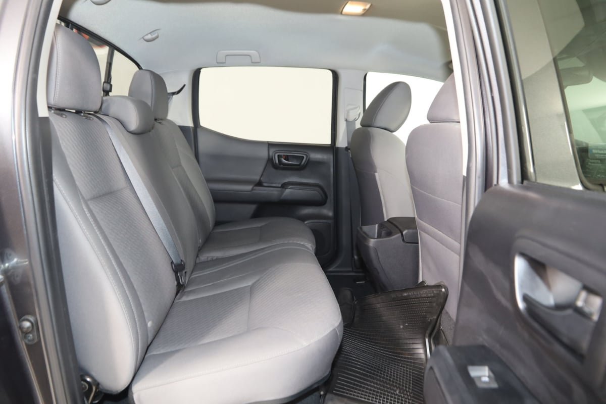 Used 2023 Toyota Tacoma SR AWD/4WD image 11