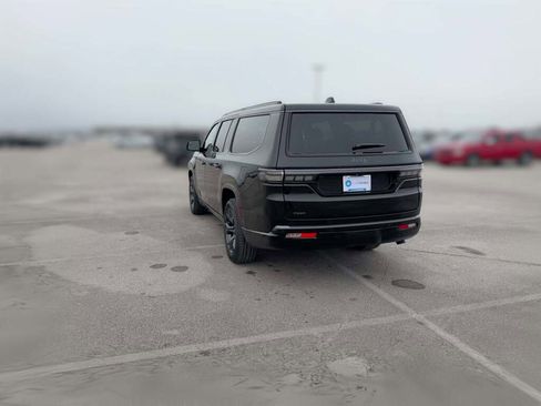 New 2026 Jeep Grand Wagoneer L Limited image 9