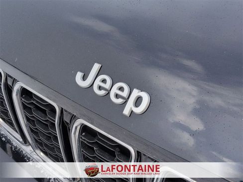 Certified 2024 Jeep Grand Cherokee L Limited image 9