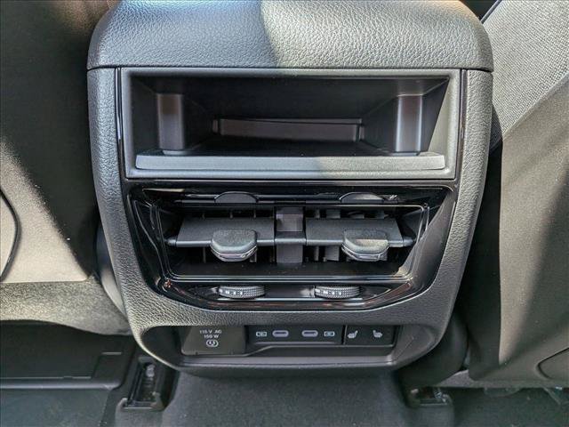 New 2026 Jeep Grand Cherokee Limited w/ Limited Altitude Package AWD/4WD image 18