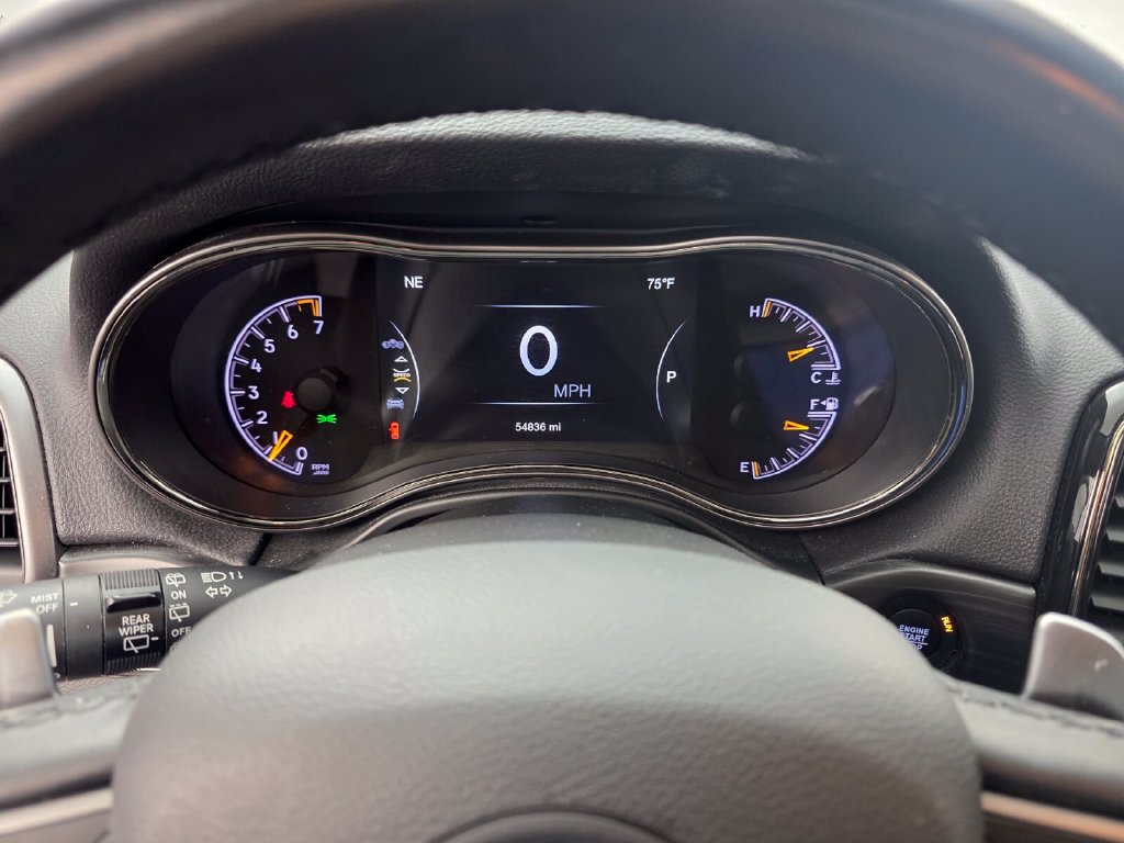 Used 2021 Jeep Grand Cherokee Limited X RWD image 21