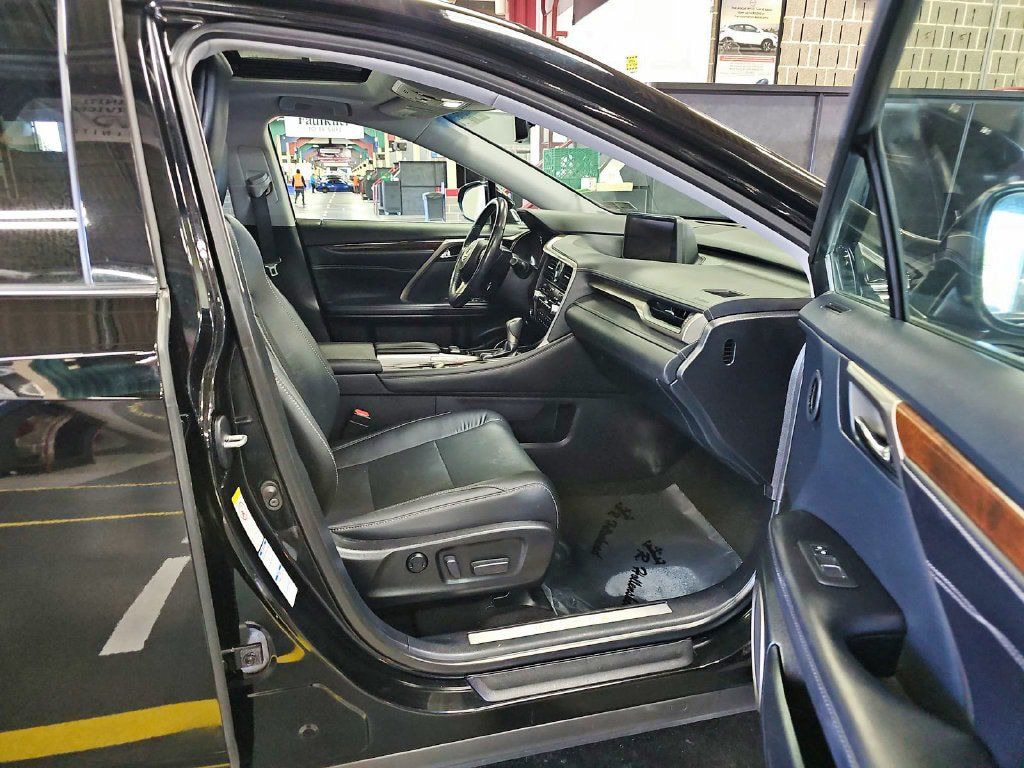 Used 2019 Lexus RX 450h AWD image 13