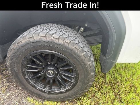 Used 2024 GMC Sierra 2500 AT4 w/ AT4 Premium Plus Package AWD/4WD image 6