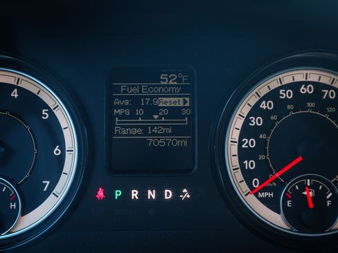 Used 2017 RAM 1500 Express image 21