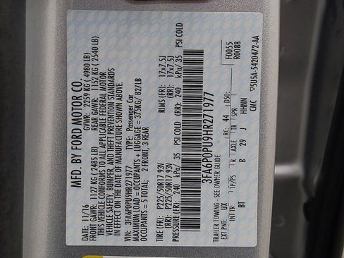 Used 2017 Ford Fusion Energi SE image 33