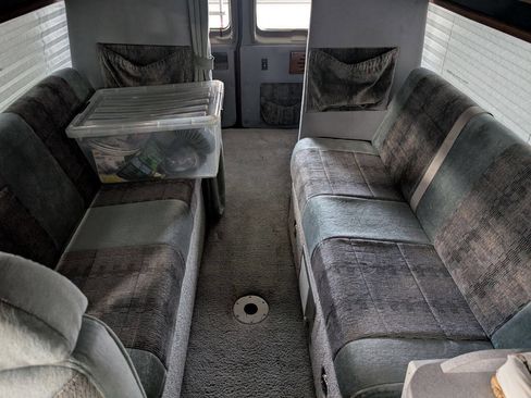 Used 1997 Ford E-250 and Econoline 250 Heavy-Duty Extended image 12