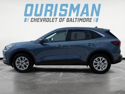Used 2024 Ford Escape Active AWD/4WD image 3