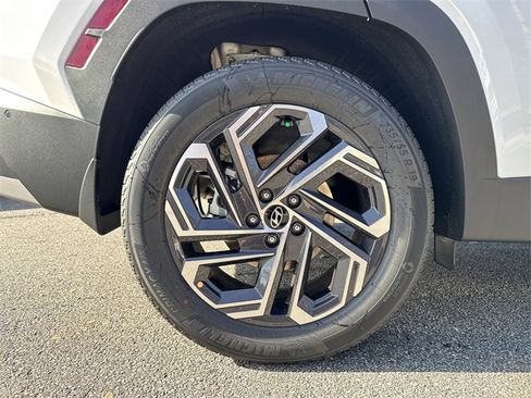 New 2026 Hyundai Tucson Limited image 17