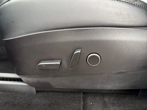 Used 2021 Tesla Model Y Performance image 18