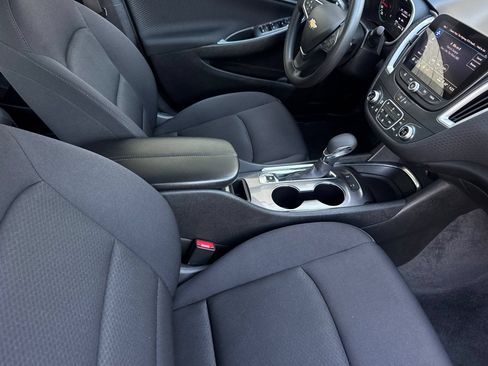 Used 2023 Chevrolet Malibu LT FWD image 15