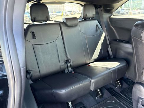 Used 2025 Toyota Sienna XLE Woodland Edition AWD/4WD image 14