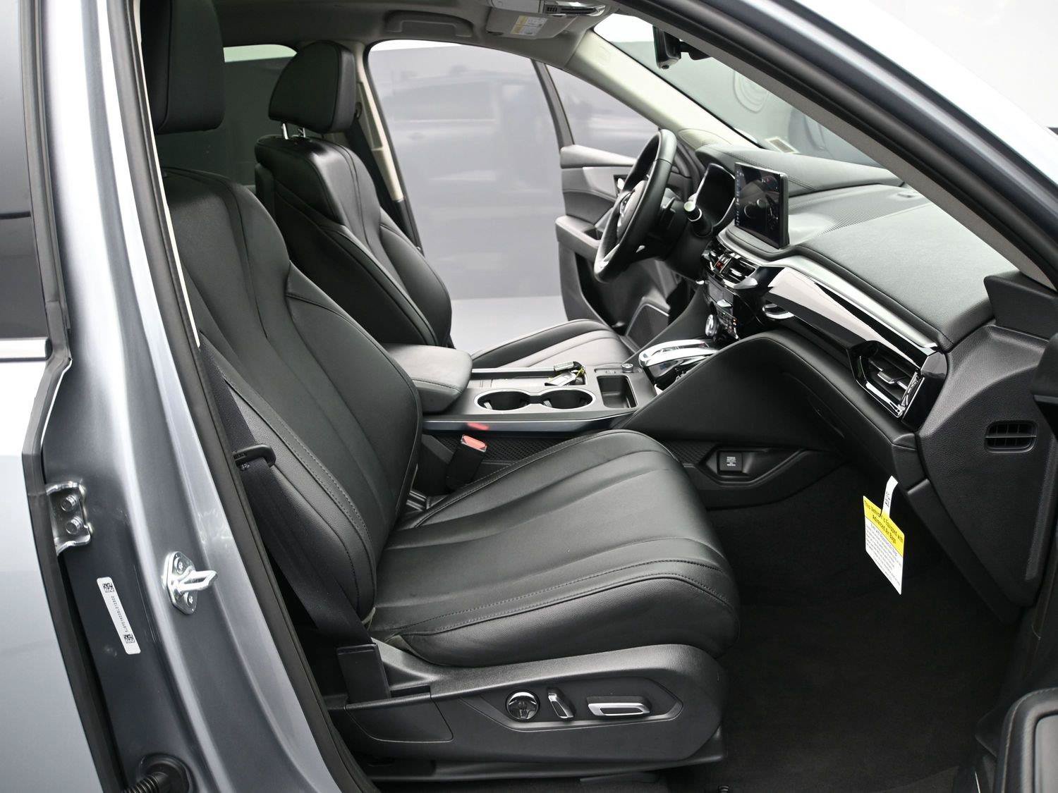 Certified 2025 Acura MDX SH-AWD image 19