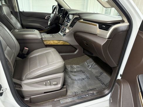 Used 2016 GMC Yukon XL Denali w/ Open Road Package AWD/4WD image 42