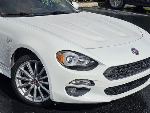 Used 2017 FIAT 124 Spider Lusso image 5